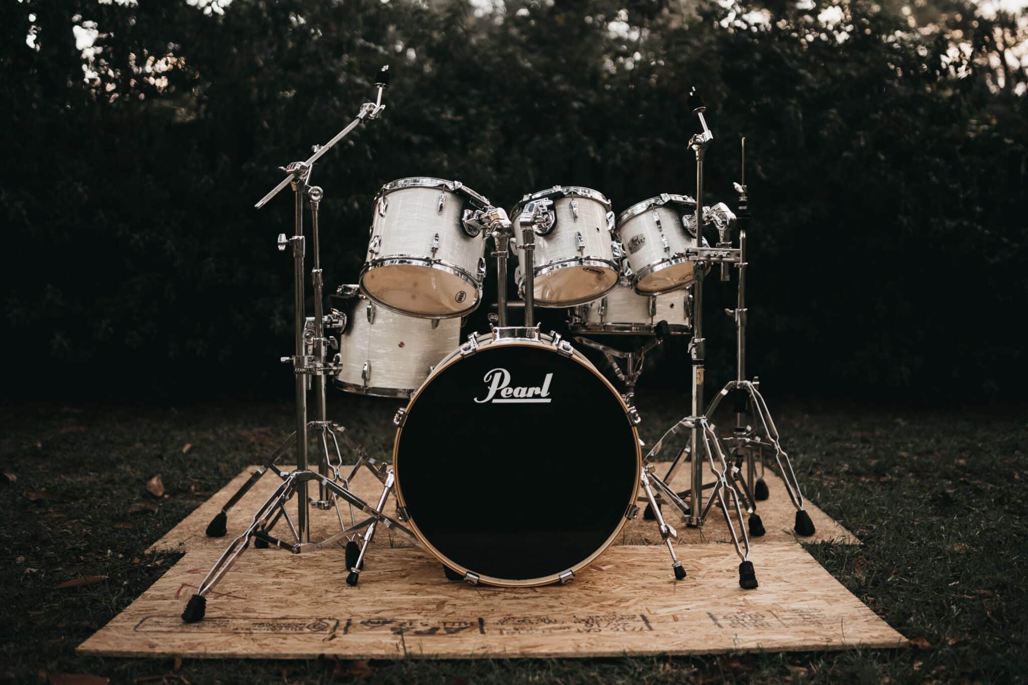 How To Set Up a Drum Set? (8 Step Guide)